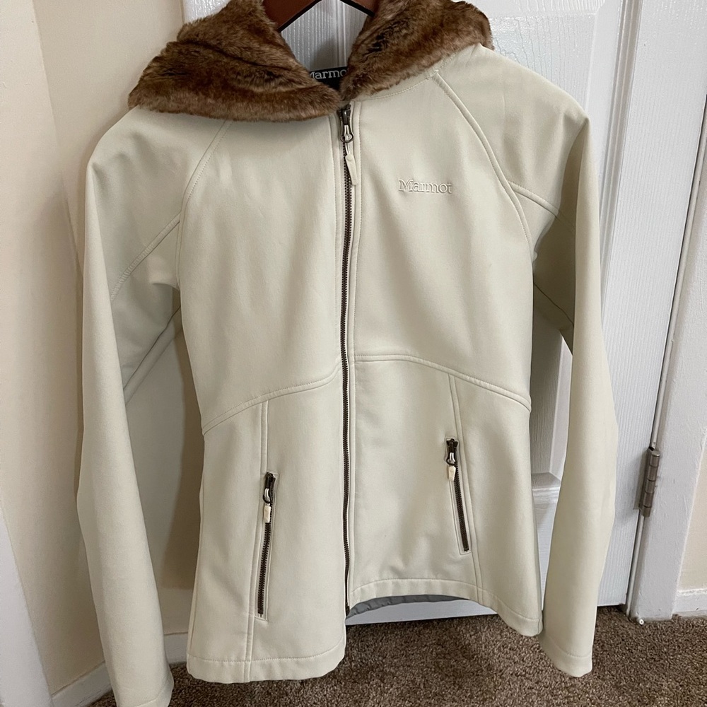 Brand new marmot jacket fur hood
